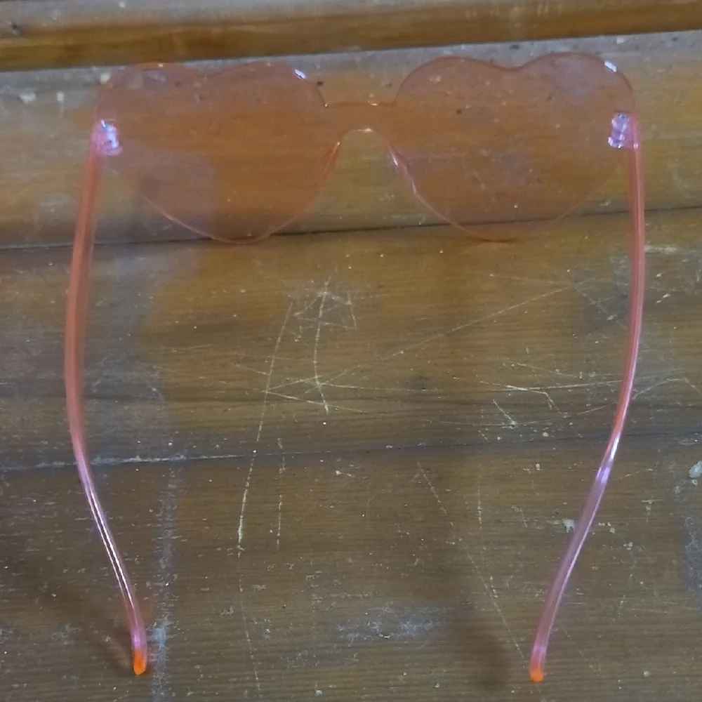 Heart-Shaped Pink Sunglasses
